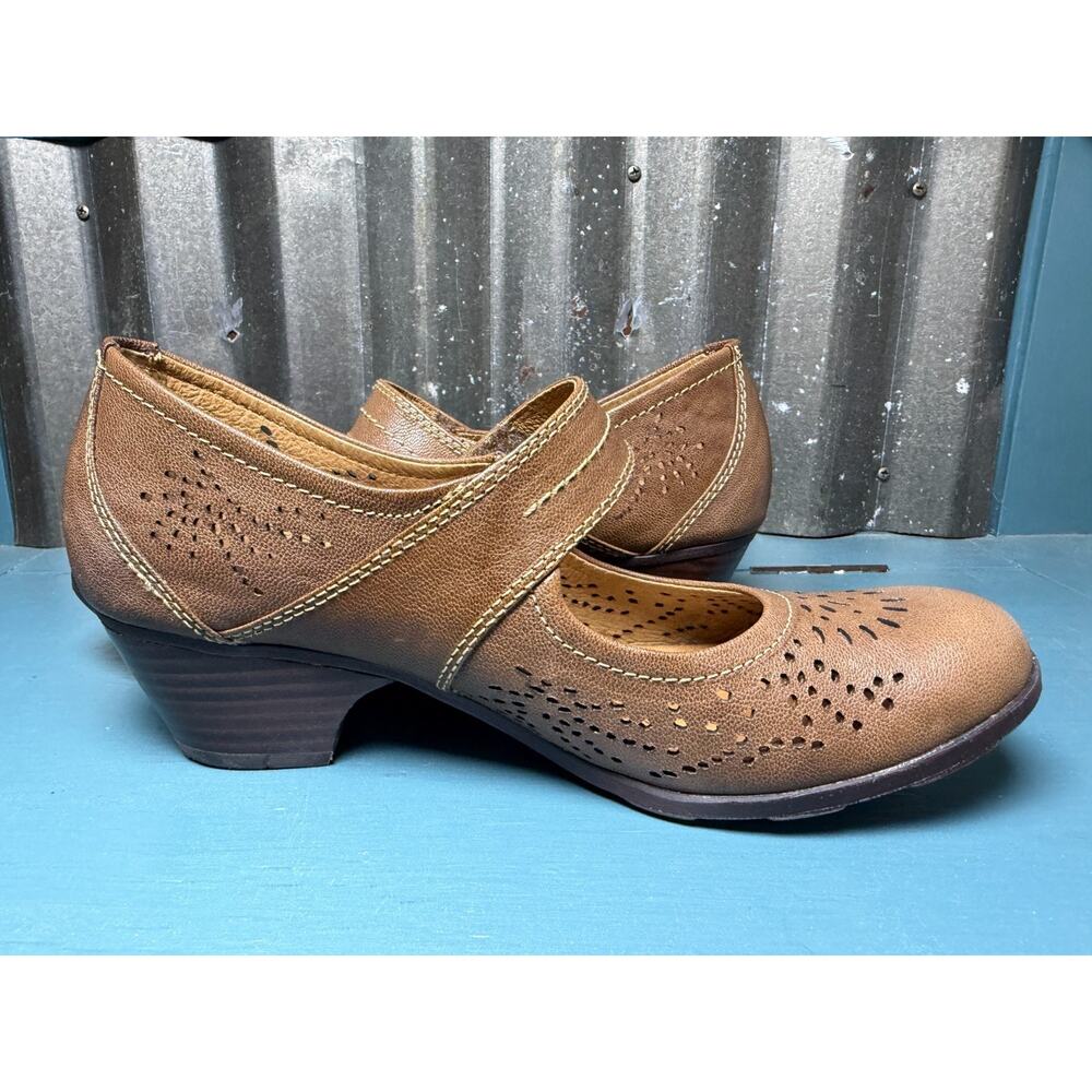 Sofft Womens 7M Brown Leather Mary Jane Heels Perforated Comfort Shoes Academia - Picture 4 of 10